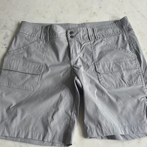 Koppen Light Gray Women's Cargo Shorts
